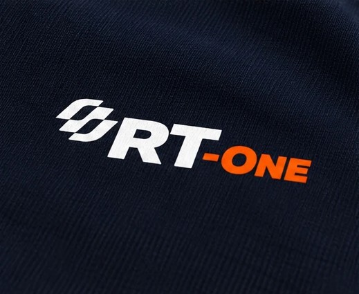 Logo RT-One no peito