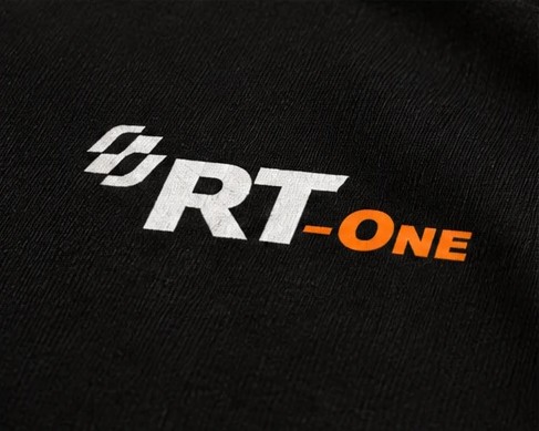 Logo RT-One no peito
