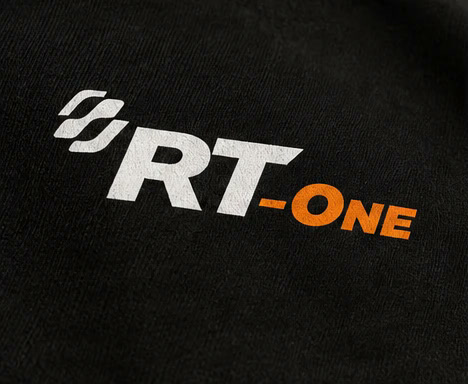 Logo RT-One no peito
