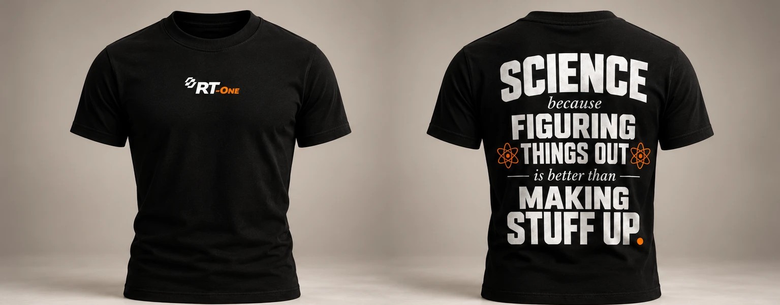 Camiseta tradicional preta RT-One, frente e costas